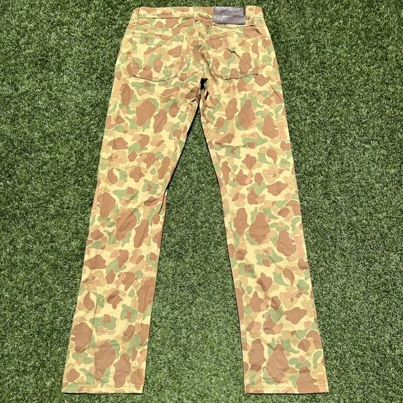 VTG 2012 Fall Weird Guy Naked & Famous Camo Pants - Picture 3 of 8
